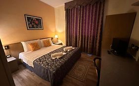 Hotel Raffaello Venice